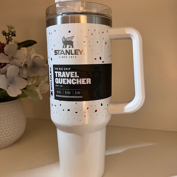 🎉LAST PIECE🎉Stanley 40oz Adventure Quencher Tumbler Terrazzo Pearlescent - Picture 3 of 11